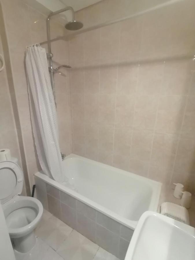 Lovely Apartment In Front Of The Beach. Fuengirola Buitenkant foto